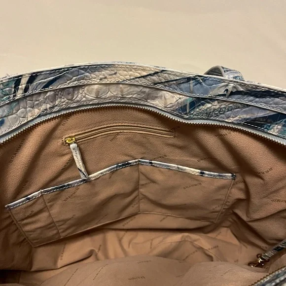 Brahmin Leather Misha Splash Tote Bag EUC Blue & White W/ Matching Wallet - Picture 6 of 16